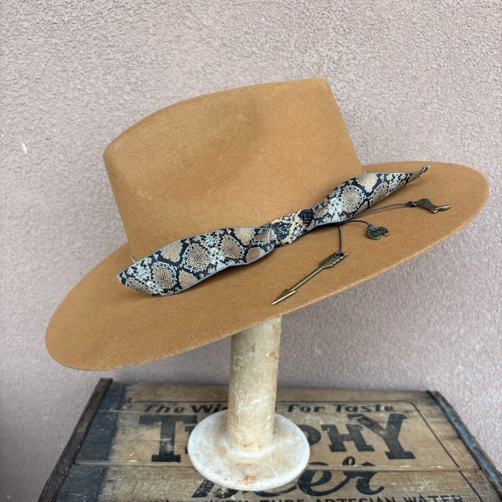 Cuadra Women’s 100% Wool Fedora Wide Brim Hat